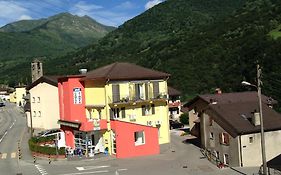 Hotel Ristorante Camoghe